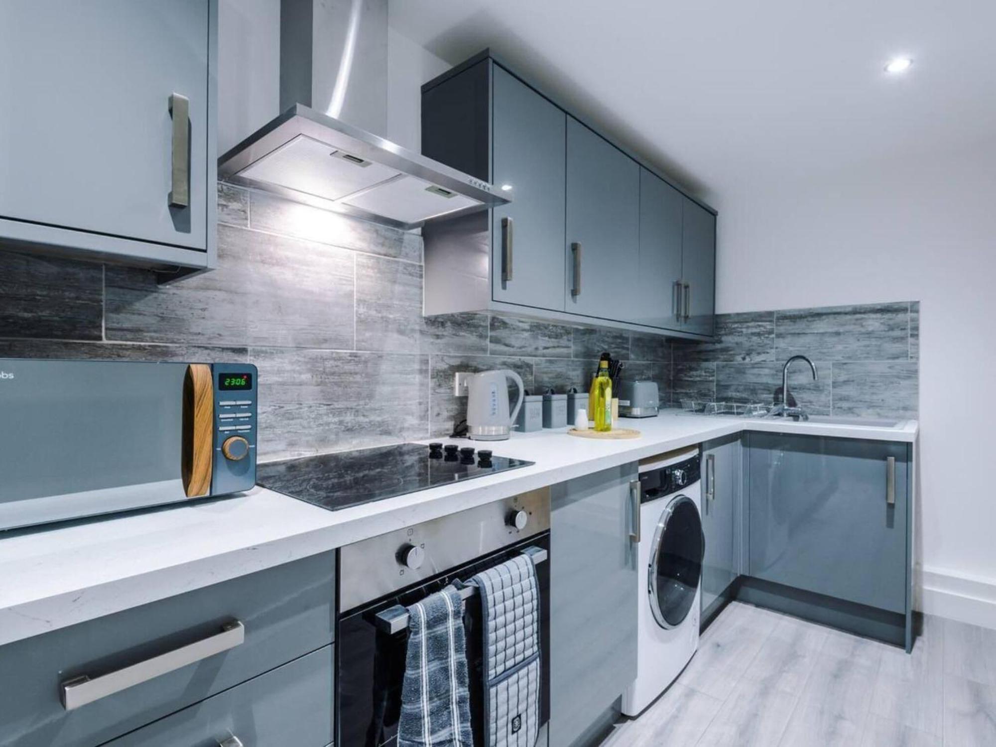 The Ecclesian Deluxe Apartments Near Trafford Centre Eccles Train Station مانشستر المظهر الخارجي الصورة