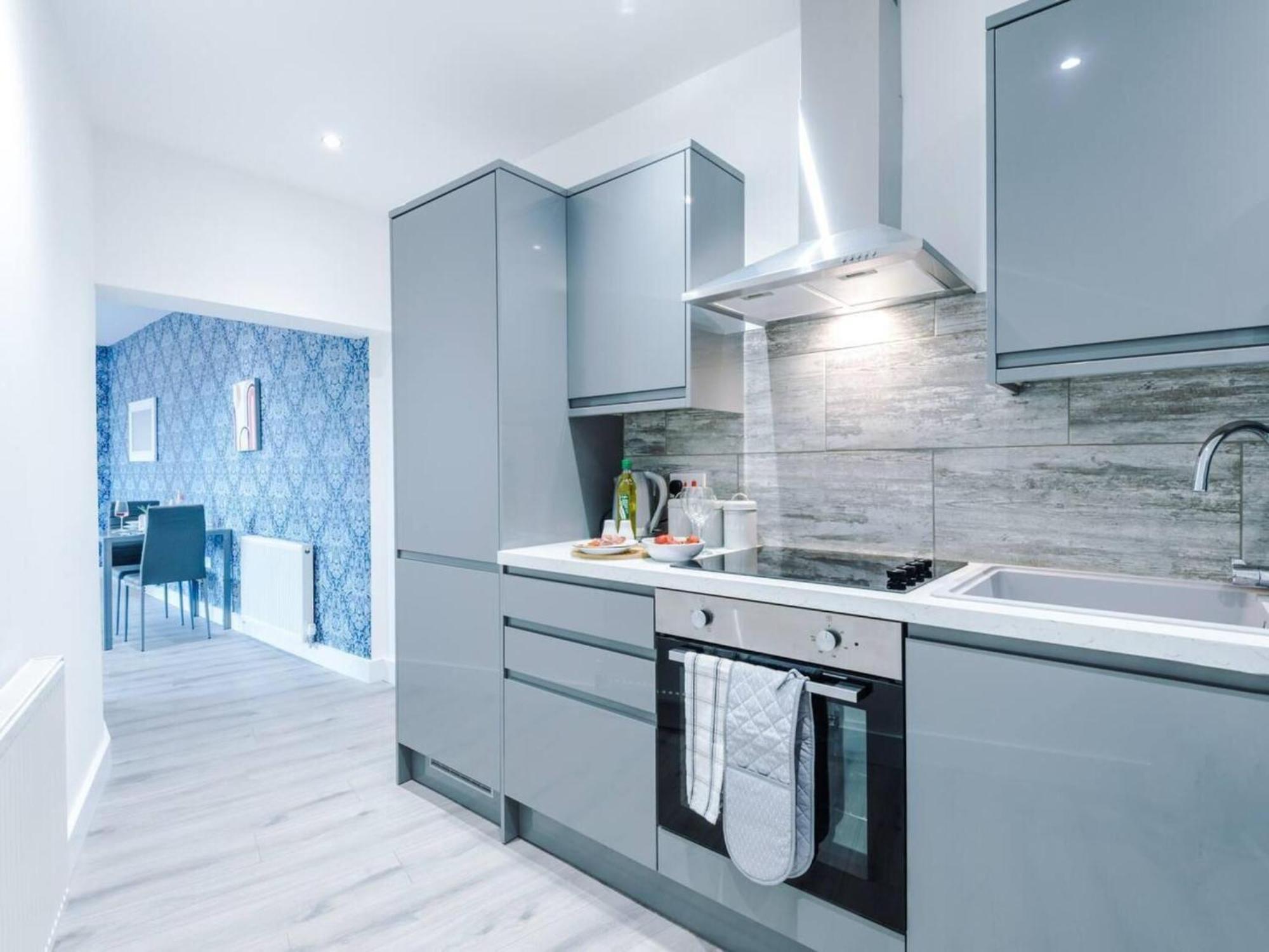 The Ecclesian Deluxe Apartments Near Trafford Centre Eccles Train Station مانشستر المظهر الخارجي الصورة